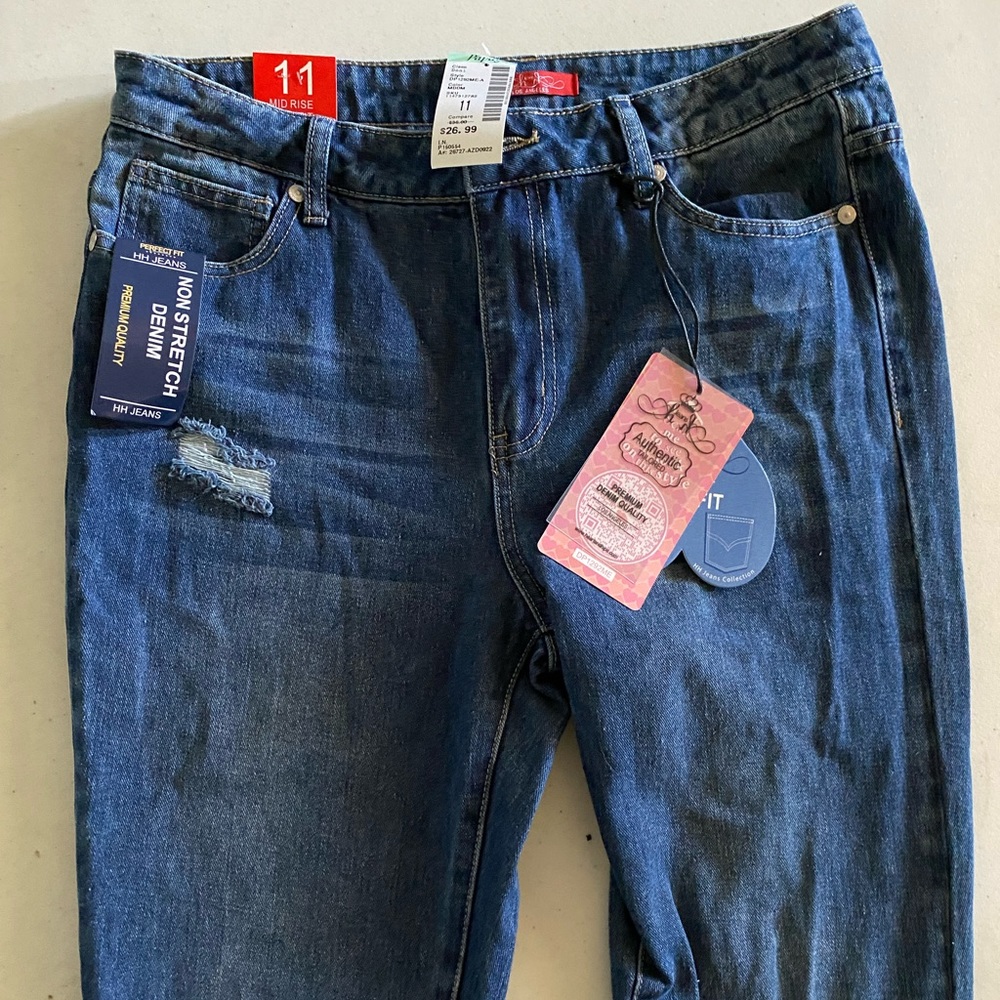 Women’s Jeans New w/tag size 11